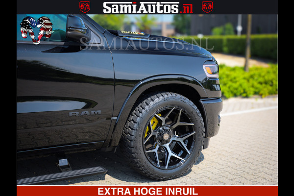 Dodge Ram 1500 Limited Night High Output 540HP 706Nm | Massage + Full Option | De Meest Luxe en Volle Pick-Up in zijn Klasse | Comfortabele Dubbele Cabine met Royale 5 Zitplaatsen | BPM vrij | Nu Leverbaar uit Voorraad | Voorraad Nr 2356 - 0990