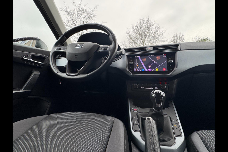 Seat Arona 1.0 TSI Style Business Intense CAMERA / NAVIGATIE / ADAPT. CRUISE / 4-SEIZ BANDEN / HOGE INSTAP /PDC RONDOM / BLINDSPOT