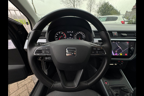 Seat Arona 1.0 TSI Style Business Intense CAMERA / NAVIGATIE / ADAPT. CRUISE / 4-SEIZ BANDEN / HOGE INSTAP /PDC RONDOM / BLINDSPOT