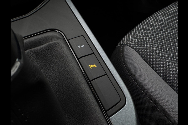 Seat Arona 1.0 TSI Style Business Intense CAMERA / NAVIGATIE / ADAPT. CRUISE / 4-SEIZ BANDEN / HOGE INSTAP /PDC RONDOM / BLINDSPOT