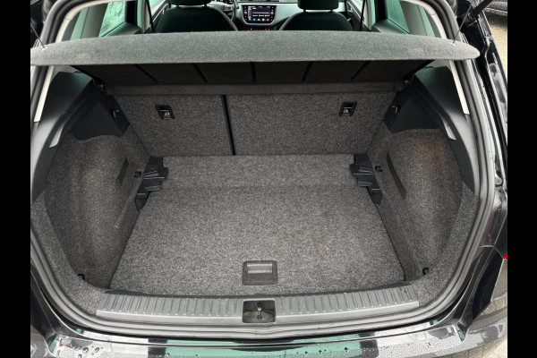 Seat Arona 1.0 TSI Style Business Intense CAMERA / NAVIGATIE / ADAPT. CRUISE / 4-SEIZ BANDEN / HOGE INSTAP /PDC RONDOM / BLINDSPOT