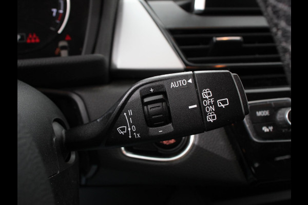 BMW 2 Serie Gran Tourer 218i 7p. Executive Launch Edition | Cruise control | Climate control | Parkeersensoren | Navigatie | Achteruitrijcamera | LED | Lichtmetalen velgen