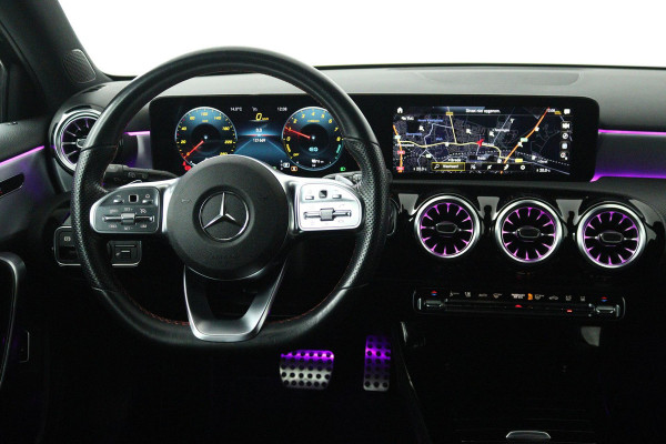 Mercedes-Benz A-Klasse 250 e Business Solution AMG Limited (SFEERVERLICHTING, STOELVERWARMING, ACHTERUITRIJCAMERA, SENSOREN)