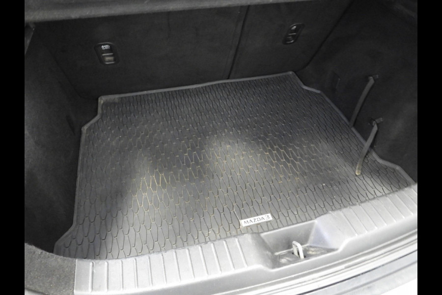 Mazda 3 2.0 e-SkyActiv-X 180PK Comfort Bose LEER/MEMORY/HEAD-UP/LED/18"LMV!