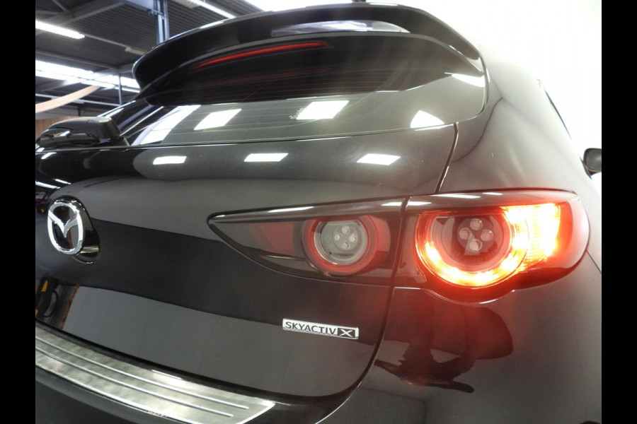 Mazda 3 2.0 e-SkyActiv-X 180PK Comfort Bose LEER/MEMORY/HEAD-UP/LED/18"LMV!