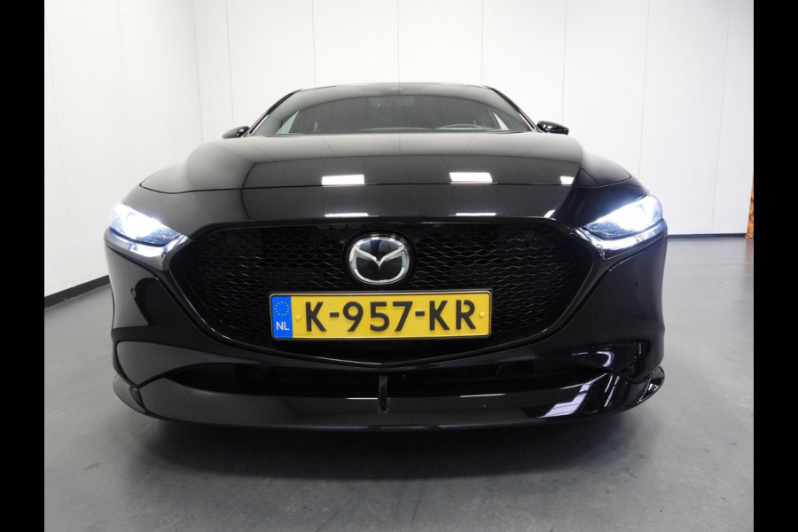 Mazda 3 2.0 e-SkyActiv-X 180PK Comfort Bose LEER/MEMORY/HEAD-UP/LED/18"LMV!