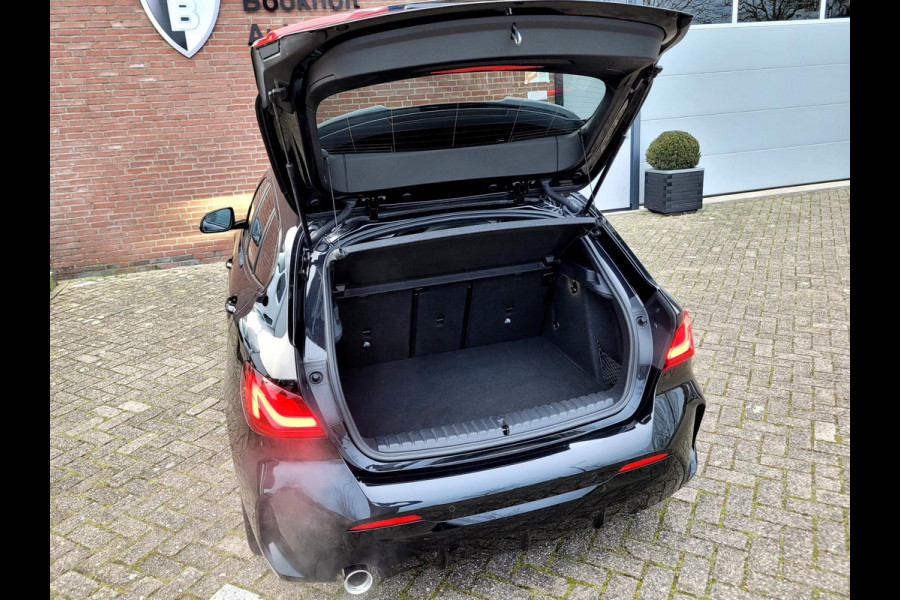 BMW 1-serie 118i M-sport Pano Camera Stuurverw. HIFI [1e eig. BTW NL NAP]