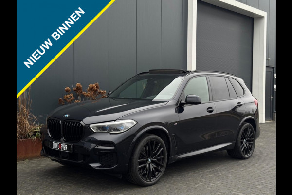 BMW X5 xDrive40d M PACK PANO KUIPSTOELEN LEDER LED NAVI CAMERA