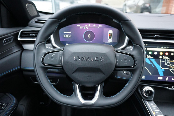 Lynk & Co 01 1.5 + 360 CAMERA / PANORAMADAK / INFINITY AUDIO