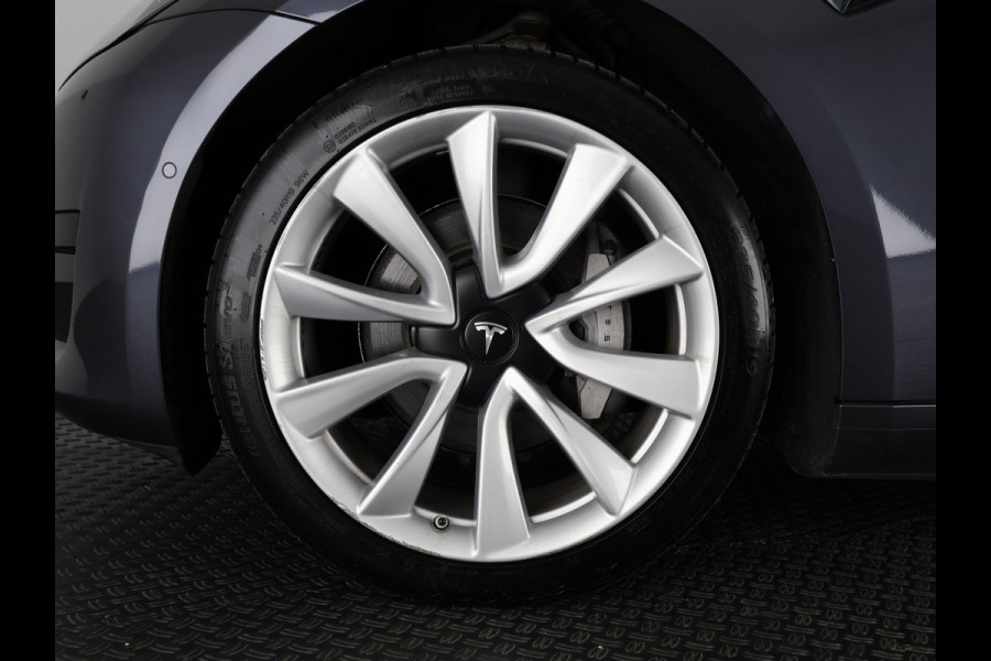 Tesla Model 3 RWD PLUS 60KWH 1e EIG.ACCU SOH 93! BIJNA 2021 GARANTIE TOT 2031* PARKEERSENSOREN V+A . PANORAMADAK . APPLE CARPLAY & ANDROID AUTO . STOELVERWARMING