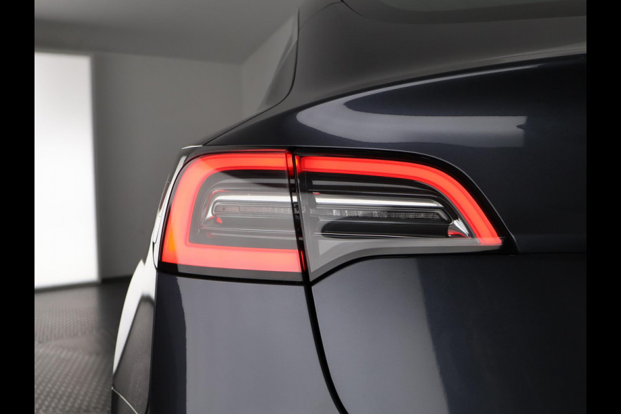 Tesla Model 3 RWD PLUS 60KWH 1e EIG.ACCU SOH 93! BIJNA 2021 GARANTIE TOT 2031* PARKEERSENSOREN V+A . PANORAMADAK . APPLE CARPLAY & ANDROID AUTO . STOELVERWARMING
