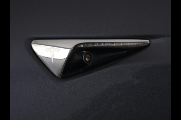 Tesla Model 3 RWD PLUS 60KWH 1e EIG.ACCU SOH 93! BIJNA 2021 GARANTIE TOT 2031* PARKEERSENSOREN V+A . PANORAMADAK . APPLE CARPLAY & ANDROID AUTO . STOELVERWARMING