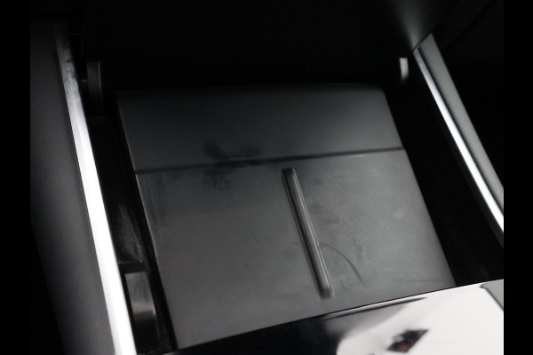 Tesla Model 3 RWD PLUS 60KWH 1e EIG.ACCU SOH 93! BIJNA 2021 GARANTIE TOT 2031* PARKEERSENSOREN V+A . PANORAMADAK . APPLE CARPLAY & ANDROID AUTO . STOELVERWARMING