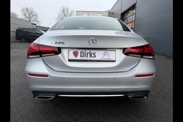 Mercedes-Benz A-Klasse 220 Advantage (Trekhaak - Automatische Airco - Navigatie - LED - Stoelverwarming - Camera - Parkeersensoren V+A)