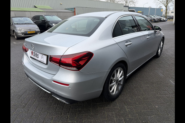 Mercedes-Benz A-Klasse 220 Advantage (Trekhaak - Automatische Airco - Navigatie - LED - Stoelverwarming - Camera - Parkeersensoren V+A)