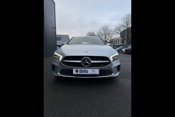 Mercedes-Benz A-Klasse 220 Advantage (Trekhaak - Automatische Airco - Navigatie - LED - Stoelverwarming - Camera - Parkeersensoren V+A)