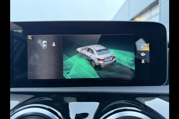 Mercedes-Benz A-Klasse 220 Advantage (Trekhaak - Automatische Airco - Navigatie - LED - Stoelverwarming - Camera - Parkeersensoren V+A)