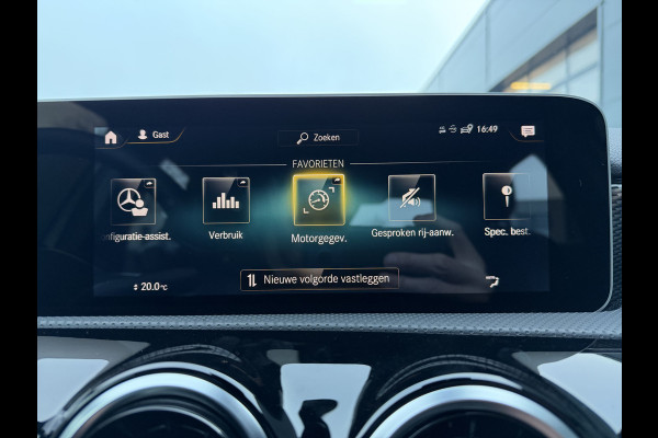 Mercedes-Benz A-Klasse 220 Advantage (Trekhaak - Automatische Airco - Navigatie - LED - Stoelverwarming - Camera - Parkeersensoren V+A)