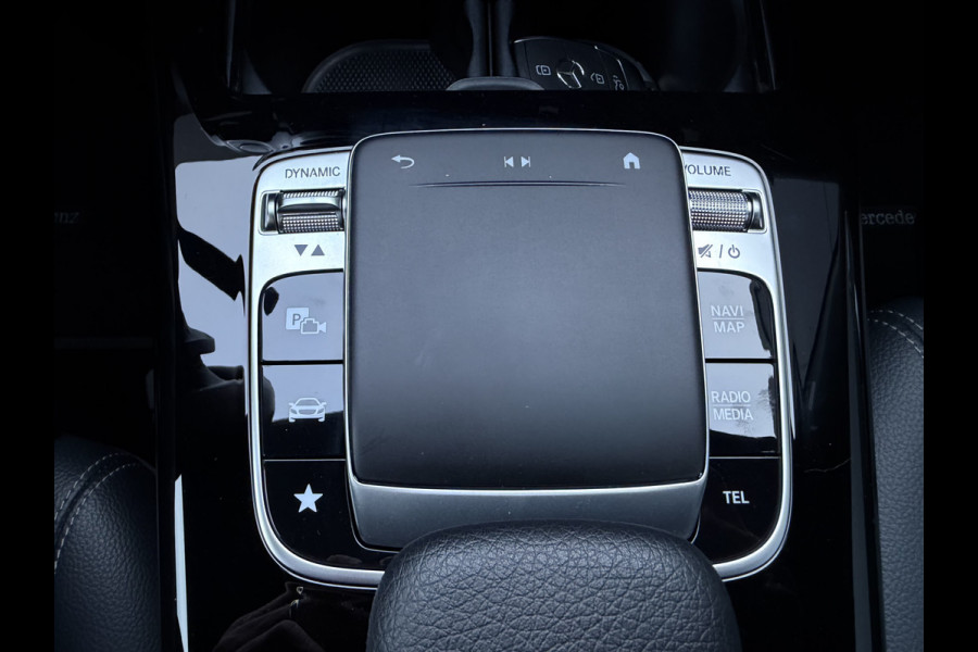 Mercedes-Benz A-Klasse 220 Advantage (Trekhaak - Automatische Airco - Navigatie - LED - Stoelverwarming - Camera - Parkeersensoren V+A)