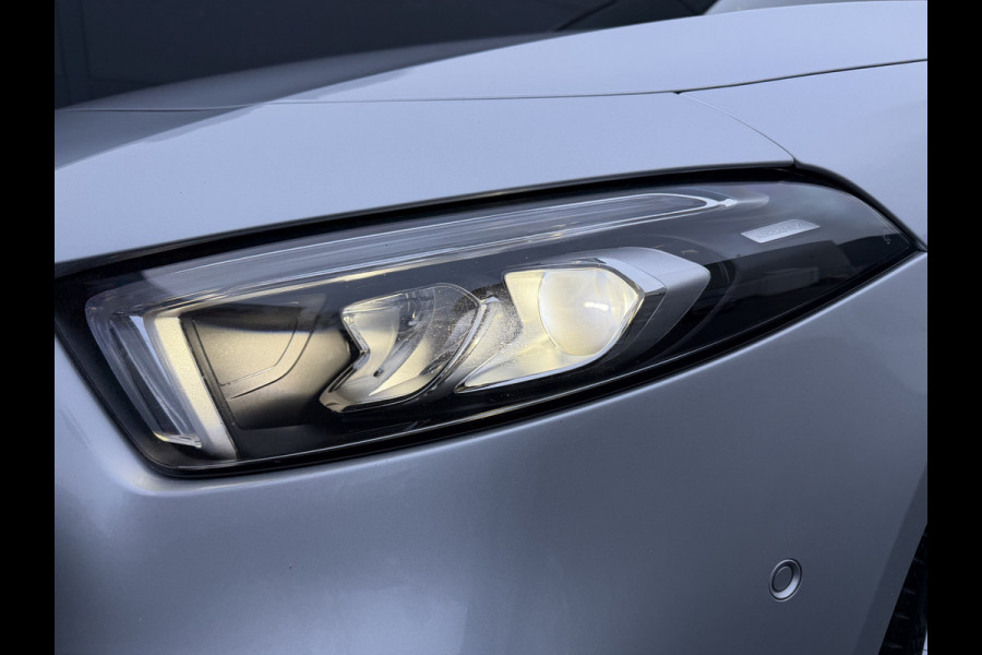 Mercedes-Benz A-Klasse 220 Advantage (Trekhaak - Automatische Airco - Navigatie - LED - Stoelverwarming - Camera - Parkeersensoren V+A)
