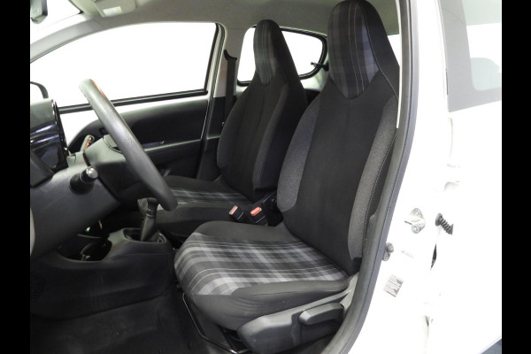 Peugeot 108 1.0 e-VTi Active Premium AIRCO/BLUETOOTH!