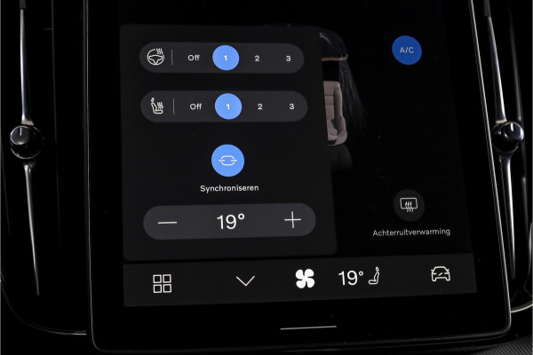 Volvo XC60 2.0 T8 Plug-in hybrid AWD Ultra Black Edition - Facelift MY26 | Luchtvering | Harmon Kardon | S/K Panodak | Dig.Cockpit | Adapt.Cruise | Stoel-+Stuurverw. | 360 Camera | NAV+App.Connect | Auto.Airco | LM 21" | 5090