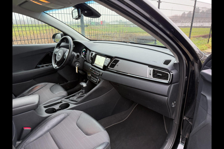 Kia Niro 1.6 GDi Hybrid DynamicLine |Camera | PDC | Carplay | Cruise Control