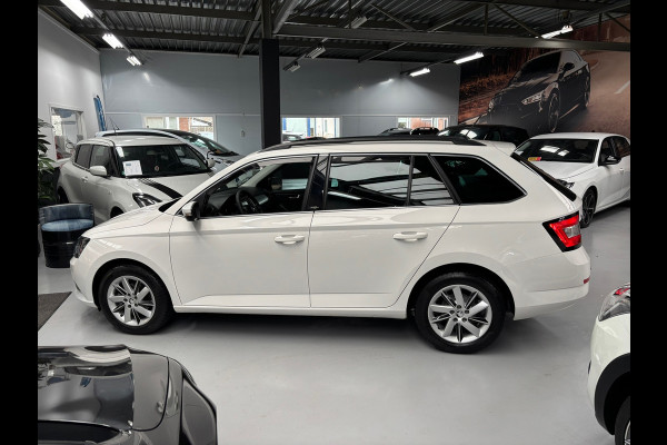 Škoda Fabia Combi 1.0 TSI Ambition / Panorama dak / Trekhaak