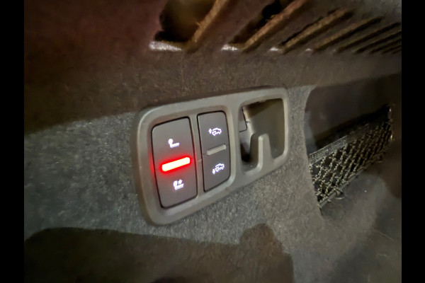 Audi RSQ8 4.0 TFSI quattro Pano|Ceramic|B&O 3D|HuD|Trekhaak