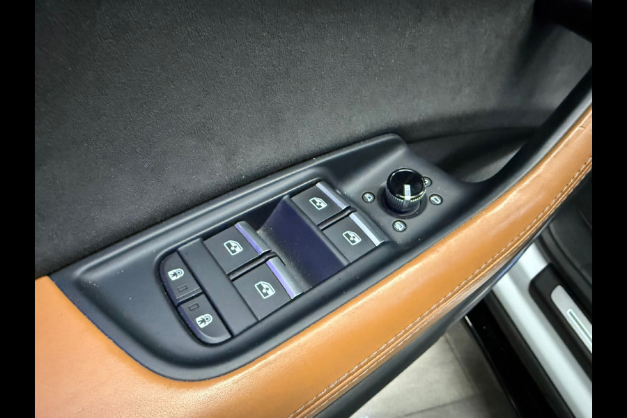 Audi RSQ8 4.0 TFSI quattro Pano|Ceramic|B&O 3D|HuD|Trekhaak