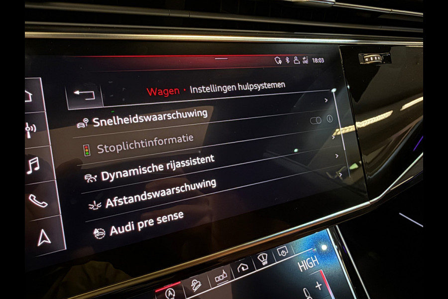 Audi RSQ8 4.0 TFSI quattro Pano|Ceramic|B&O 3D|HuD|Trekhaak