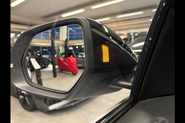 Audi RSQ8 4.0 TFSI quattro Pano|Ceramic|B&O 3D|HuD|Trekhaak