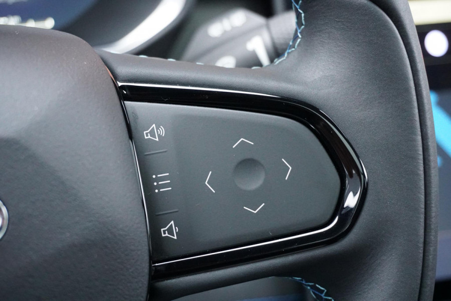 Lynk & Co 01 1.5 + 360 CAMERA / PANORAMADAK / INFINITY AUDIO