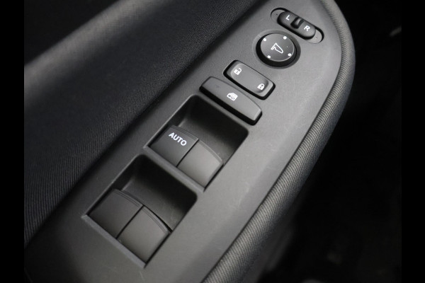 Honda Jazz 1.5 HEV ELEGANCE BI-TONE 1e EIG . GARANTIE 2033* STOELVERWARMING . CRUISE CONTROL . BLUETOOTH . ELEKTRISCHE RAMEN V+A