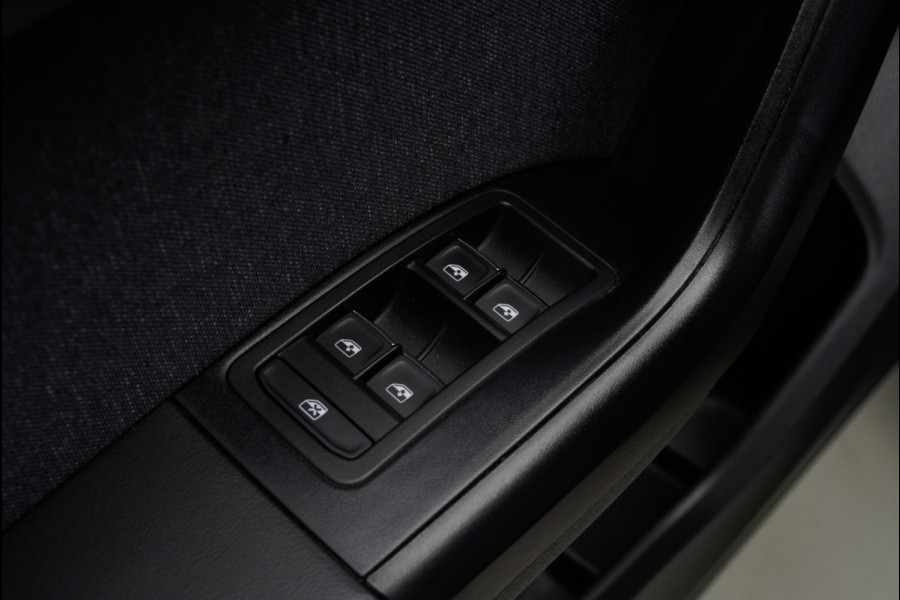 Seat Ateca 1.5 TSI Style. Navi ACC 360° Camera Beats Audio Stuur- & stoelverwarming Cruise PDC LM velgen