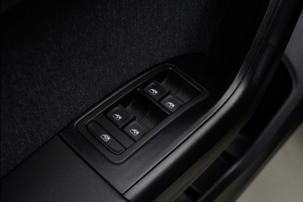 Seat Ateca 1.5 TSI Style. Navi ACC 360° Camera Beats Audio Stuur- & stoelverwarming Cruise PDC LM velgen