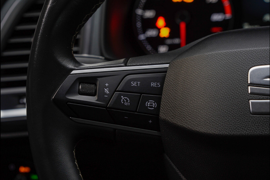 Seat Ateca 1.5 TSI Style. Navi ACC 360° Camera Beats Audio Stuur- & stoelverwarming Cruise PDC LM velgen