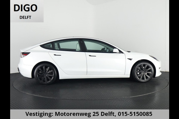 Tesla Model 3 LONGRANGE AWD 1e EIG ACCU SOD 92% ! GARANTIE 2031* RANGE TOT 592 KM WLTP !!!   BIJNA 2021 .TREKHAAK . PANORAMA DAK . VOOR & ACHTERSTOELEN VERWARMD . KEYLESS