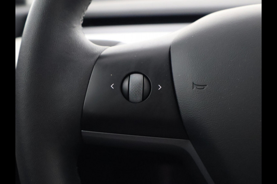 Tesla Model 3 LONGRANGE AWD 1e EIG ACCU SOD 92% ! GARANTIE 2031* RANGE TOT 592 KM WLTP !!!   BIJNA 2021 .TREKHAAK . PANORAMA DAK . VOOR & ACHTERSTOELEN VERWARMD . KEYLESS