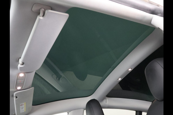 Tesla Model 3 RWD 60KWH 1e EIG SOD ACCU 89% GARANTIE 2031 BI-TONE BODY. DODEHOEK CAMERA . PARKEERSENSOREN V+A . STOELVERWARMING . PANORAMADAK . APPLE CARPLAY & ANDROID AUTO
