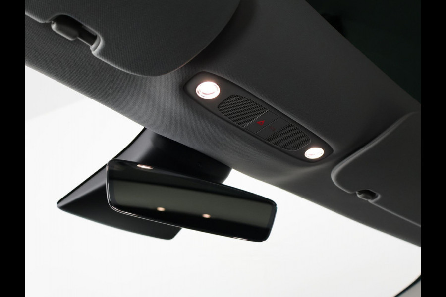 Tesla Model 3 RWD 60KWH 1e EIG SOD ACCU 89% GARANTIE 2031 BI-TONE BODY. DODEHOEK CAMERA . PARKEERSENSOREN V+A . STOELVERWARMING . PANORAMADAK . APPLE CARPLAY & ANDROID AUTO