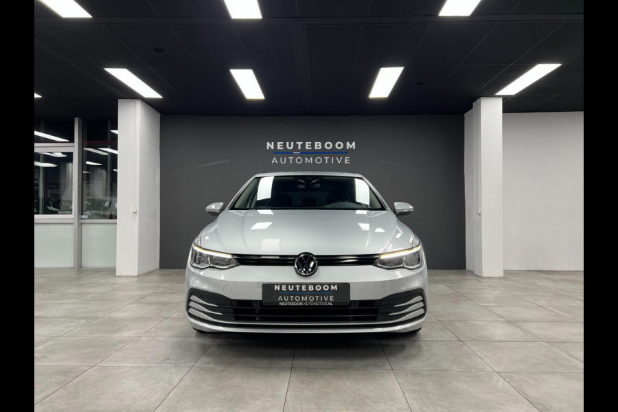 Volkswagen Golf 1.5 eTSI Lane Assist|Camera| Carplay|Cruise|