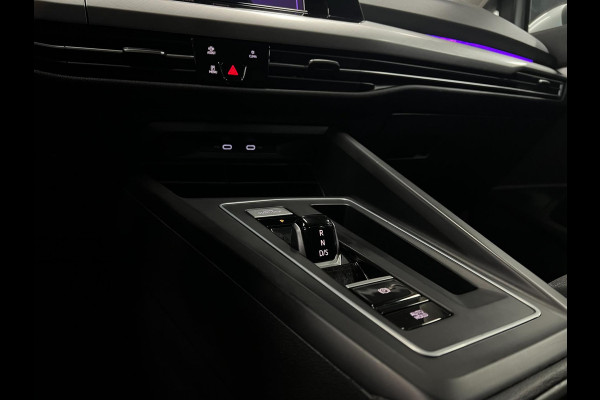 Volkswagen Golf 1.5 eTSI Lane Assist|Camera| Carplay|Cruise|