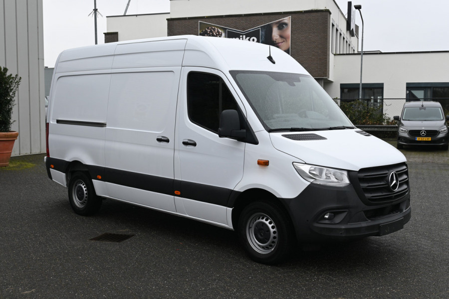 Mercedes-Benz Sprinter 317 CDI L2H2 360 Graden camera, Navigatie, Apple Carplay/Android Auto