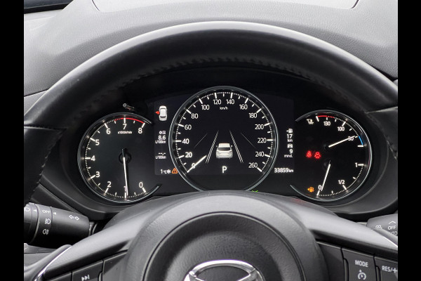 Mazda CX-5 2.0 SkyActiv-G 165 Business Luxury | Trekhaak | Stoelverwarming | Stoelventilatie | Cruise Control | Climate Control