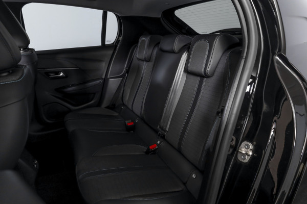 Peugeot 208 1.2 PureTech 100 PK Allure | Cruise | Stoelverw. | PDC | Camera | App. Connect | ECC | DAB | LM 16" |