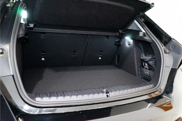 BMW 1-serie 120 Sport Premium 157PK | Facelift | Laser | Carplay | Comfort | Fabrieksgarantie