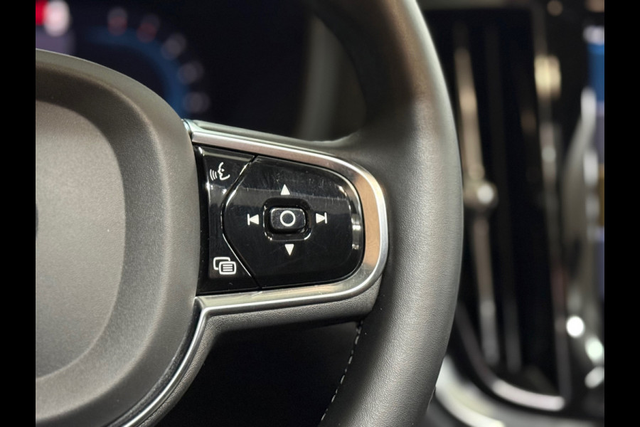 Volvo V60 2.0 B4 Plus Bright | Pano | Standkachel | Trekhaak | Licht-pakket | Harman Kardon | Parkeerassist-pakket | Winter-pakket