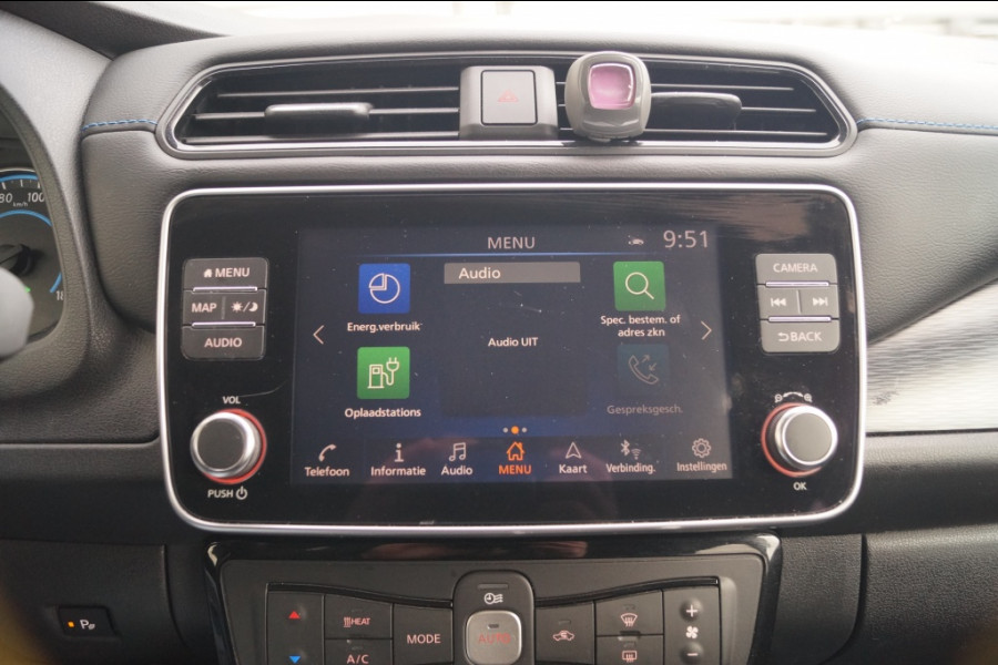 Nissan Leaf N-Connecta 40kWh -SOH90%-NAVI-ECC-PDC-CAM-