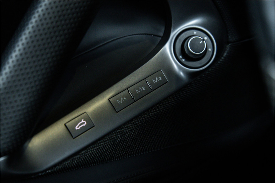 Ferrari 812 6.5 V12 Superfast HELE - Novitec | Nero Daytona | Lift | JBL | Camera | Memory | Stoelverwarming